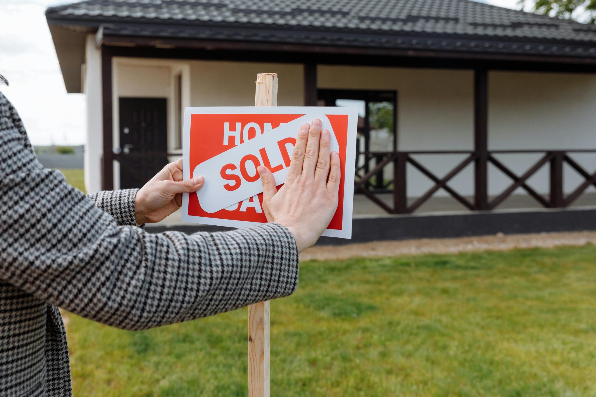 How to Sell Your House Without a Realtor A FSBO Guide