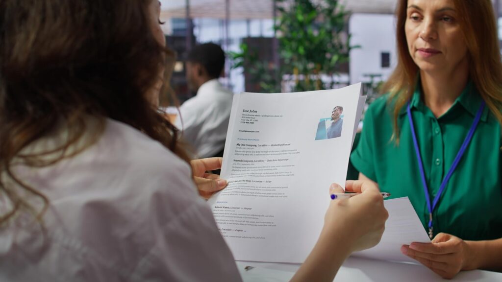 Candidate resume interview