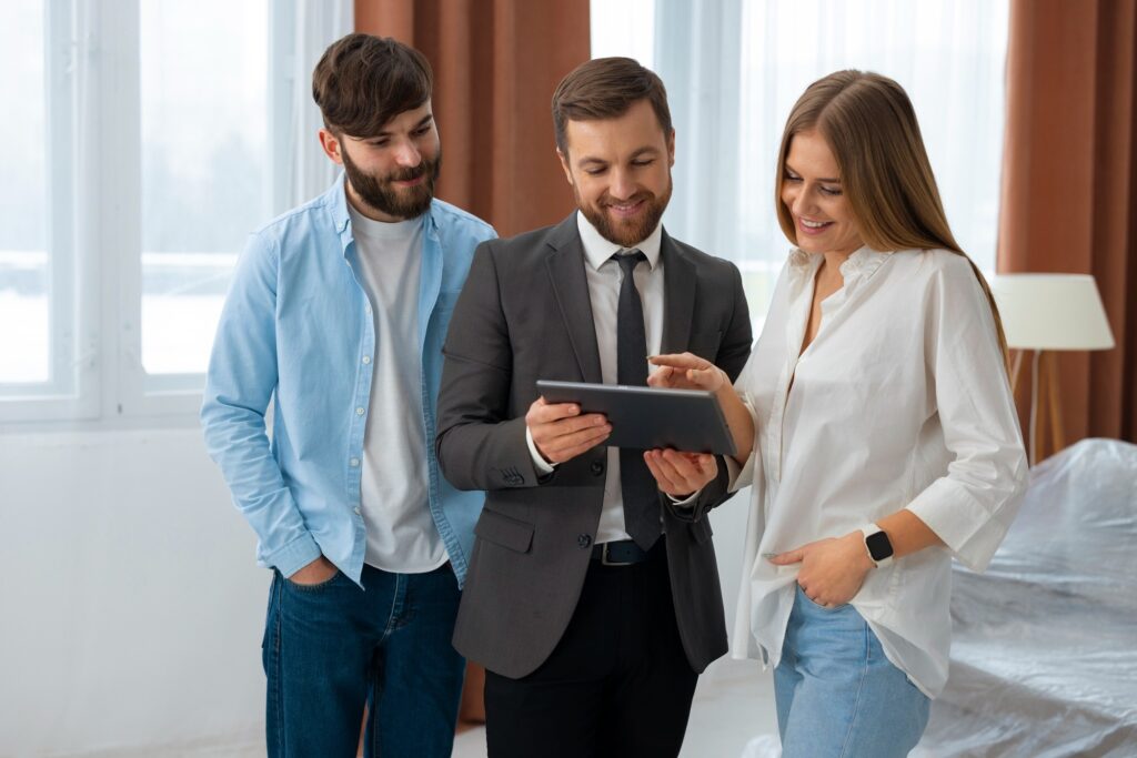 Key Real Estate Agent Skill Requirements You Need to Win Clients