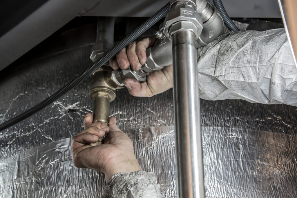How a Plumber in Marietta Supports Successful Kitchen Remodeling Tarzana Projects