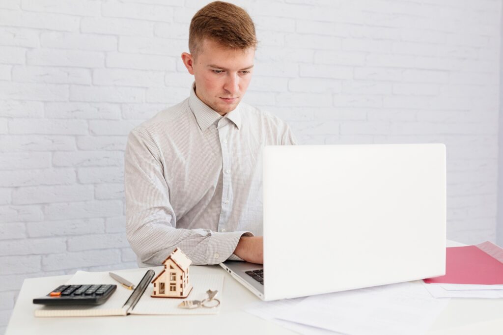 How to Choose the Right AI Recruiting Tool for Your Real Estate Firm